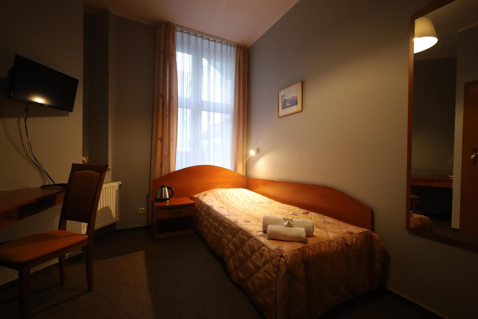 Nasz Klub - Pokoje Goscinne Poznan Bagian luar foto