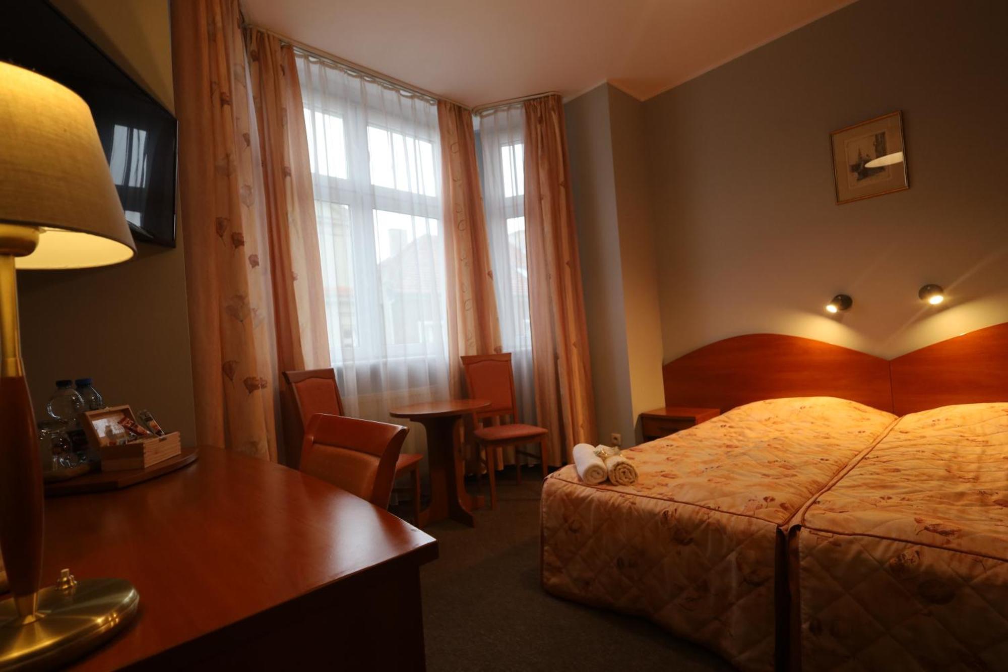 Nasz Klub - Pokoje Goscinne Poznan Bagian luar foto