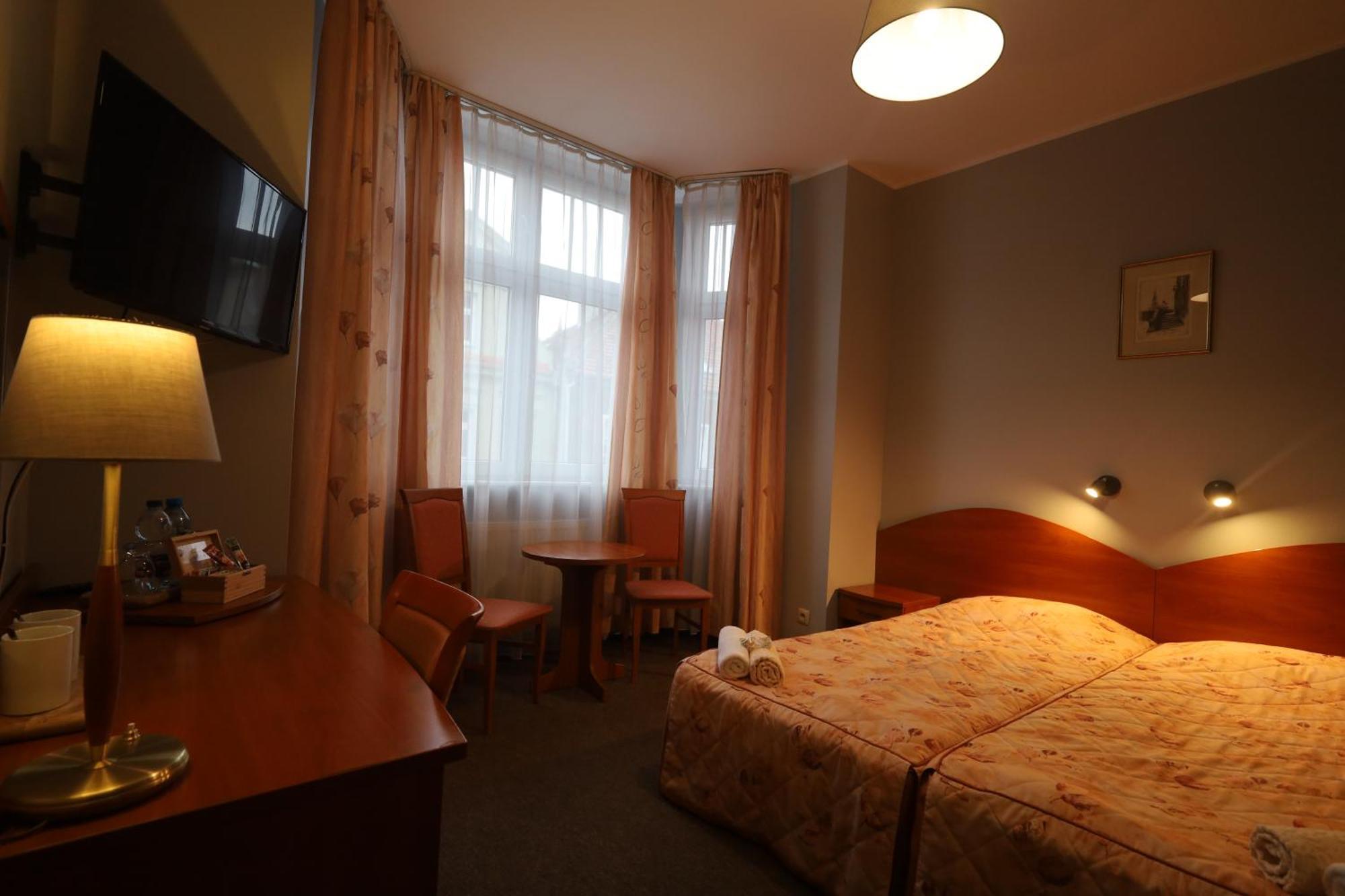 Nasz Klub - Pokoje Goscinne Poznan Bagian luar foto