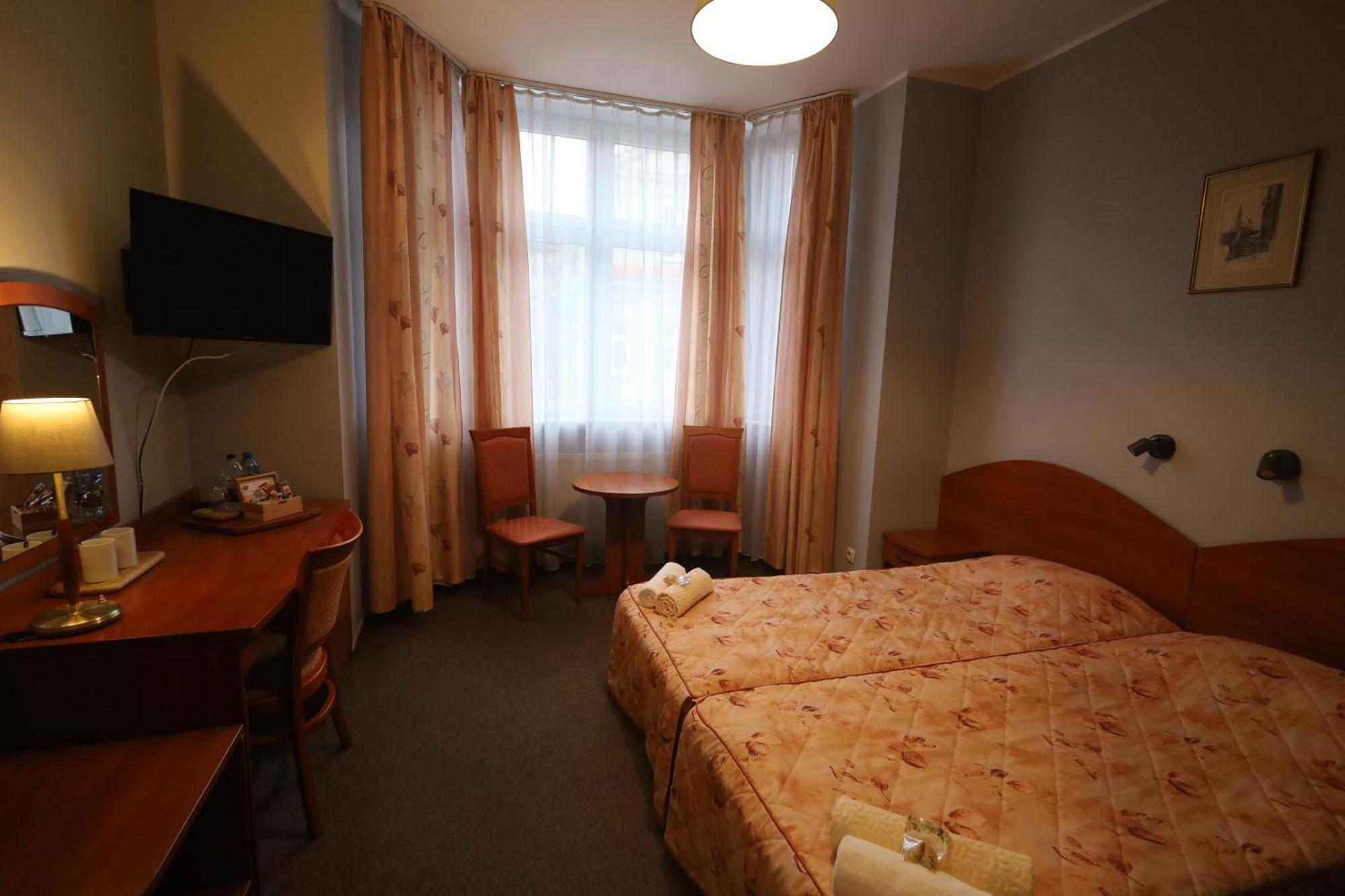Nasz Klub - Pokoje Goscinne Poznan Bagian luar foto