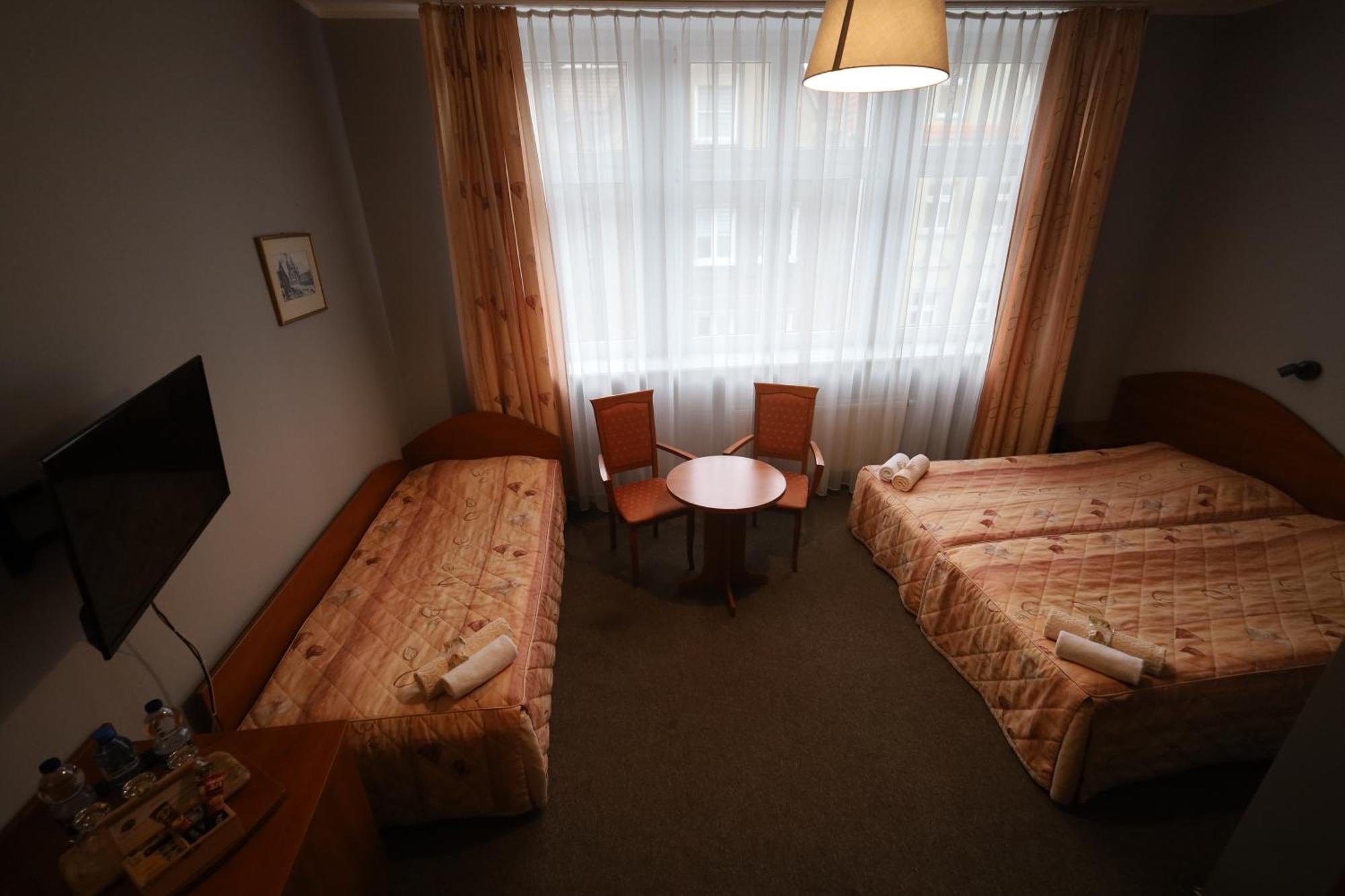 Nasz Klub - Pokoje Goscinne Poznan Bagian luar foto