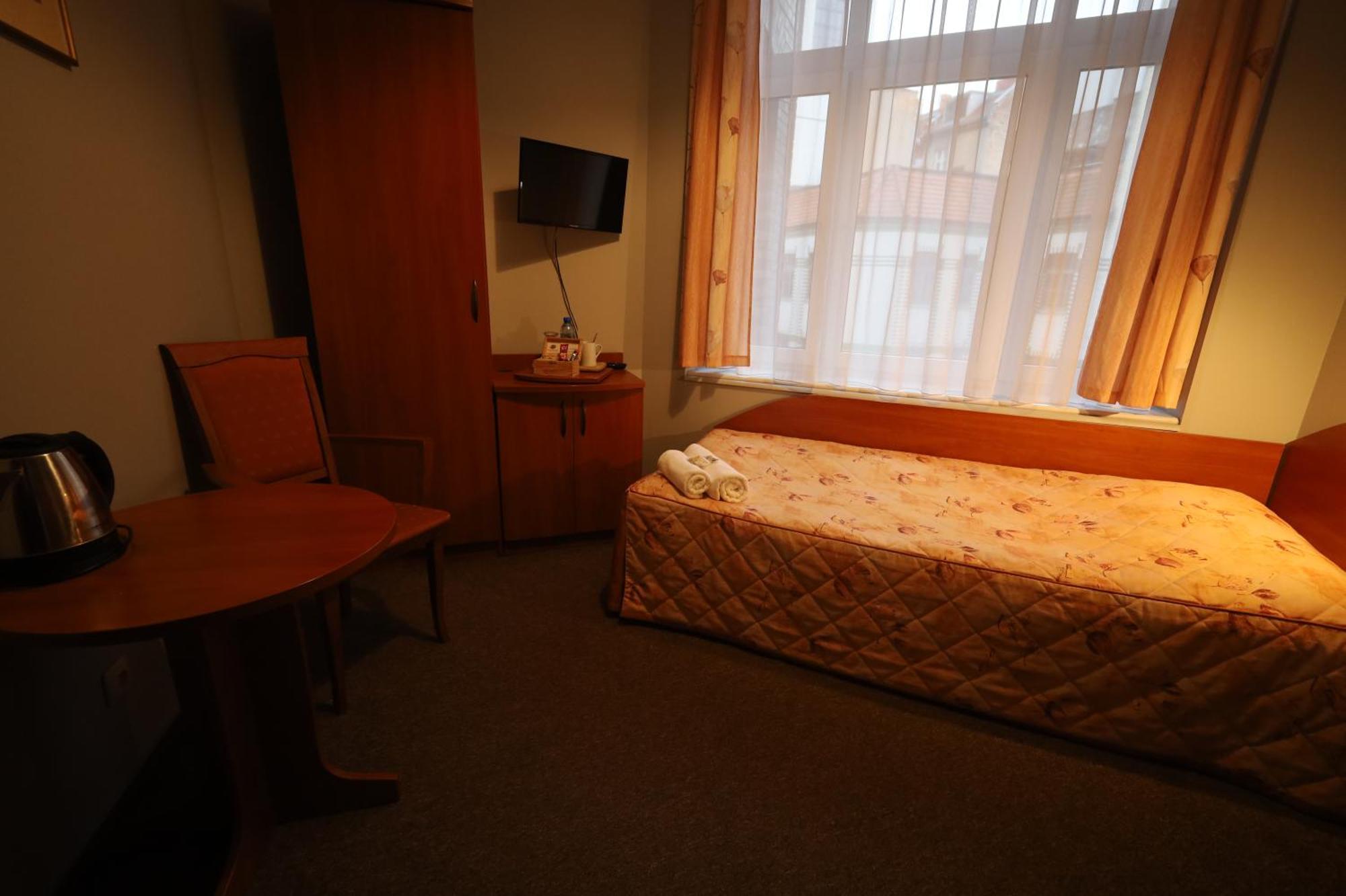 Nasz Klub - Pokoje Goscinne Poznan Bagian luar foto